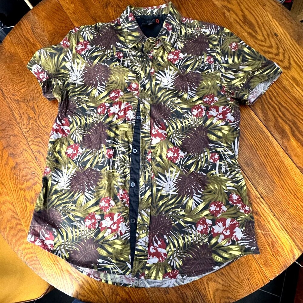 Guess Men's Large Tropical Hawaiian Print Short Sleeve Button-Up Shirt
